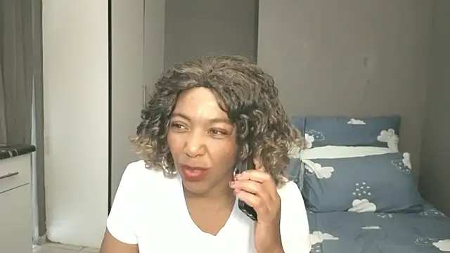 Lillyan N online show from January 2026 08:29:02 AM