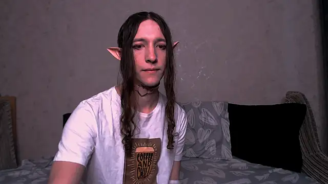 SilverMuse  online show from October 2025 06:12:02 AM