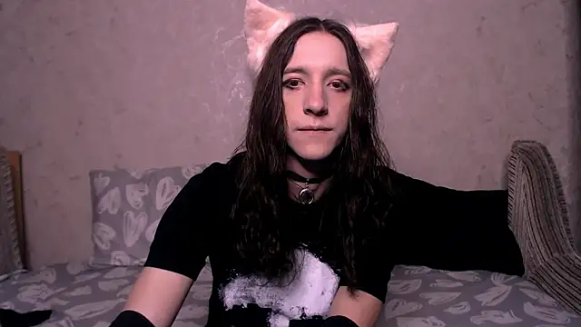 SilverMuse  online show from October 2025 01:50:02 AM