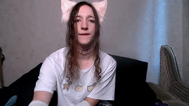 SilverMuse  online show from September 2025 04:52:02 AM