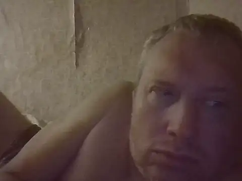 evulis1 online show from September 2025 07:30:01 PM