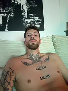 Snapshot of bobsex211 chatting on April 2026 07:21:01 PM bobsex211 online show from April 2026 07:21:01 PM
