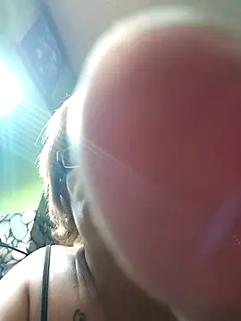 Ninus7 online show from December 2025 05:28:02 PM