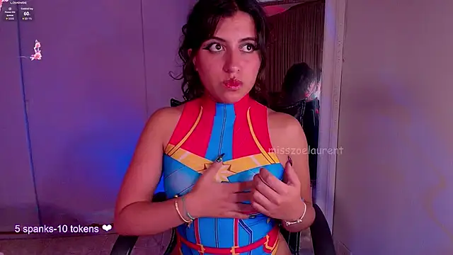 misszoelaurent online show from October 2025 09:11:02 PM