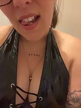 anonyme hot47 online show from May 2026 09:07:01 PM