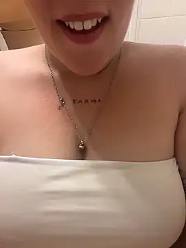 anonyme hot47 online show from April 2026 08:28:01 PM