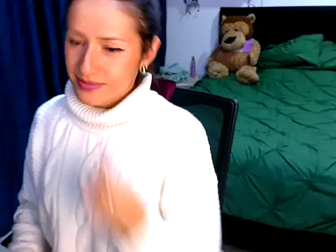 Snapshot of KarlaBartt chatting on October 2025 04:24:02 AM KarlaBartt online show from October 2025 04:24:02 AM