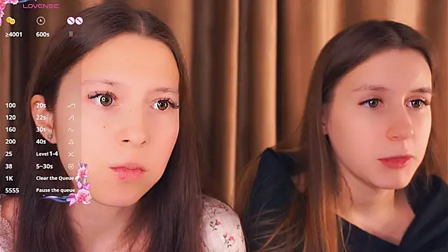 GabrielleLynchard online show from January 2026 09:30:01 PM