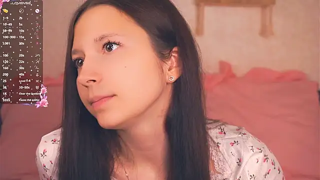 GabrielleLynchard online show from November 2025 07:19:01 PM