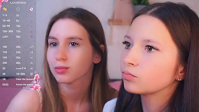 GabrielleLynchard online show from November 2025 08:31:01 PM