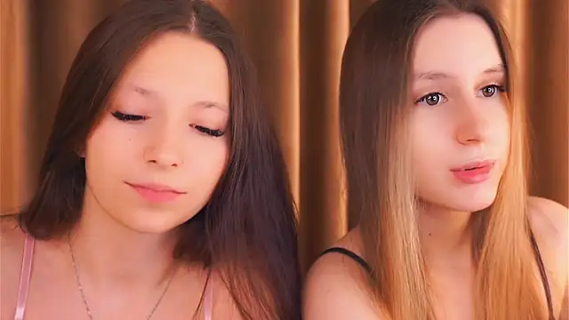 GabrielleLynchard online show from December 2025 07:29:01 PM