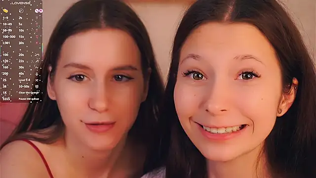 GabrielleLynchard online show from November 2025 07:07:02 PM