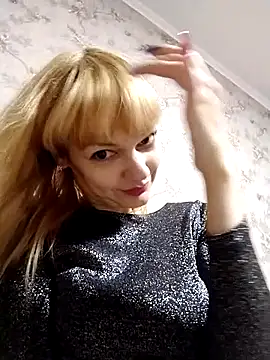 AliceSwan1122 online show from September 2025 05:51:02 PM
