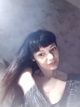 AliceSwan1122 online show from April 2026 08:37:01 PM