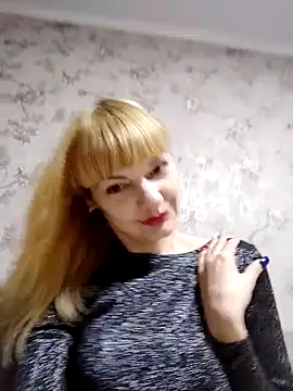 AliceSwan1122 online show from October 2025 03:53:01 PM