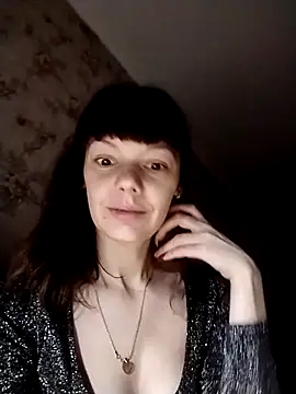 AliceSwan1122 online show from October 2025 12:11:02 AM