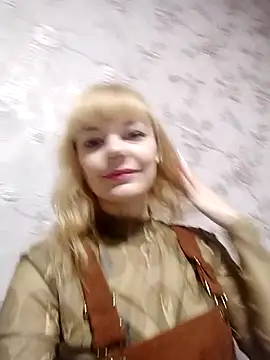AliceSwan1122 online show from October 2025 05:58:02 PM