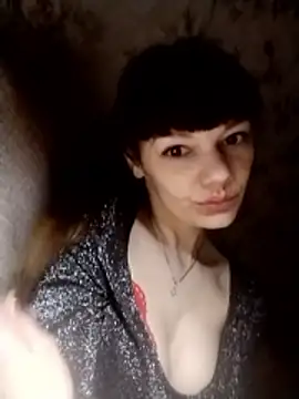 AliceSwan1122 online show from March 2026 06:02:02 PM