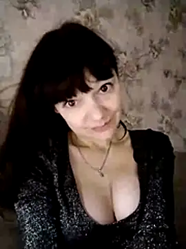 AliceSwan1122 online show from February 2026 09:03:01 PM