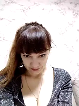 AliceSwan1122 online show from December 2025 10:20:02 PM