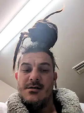 Clownboi17 online show from November 2025 05:41:02 AM