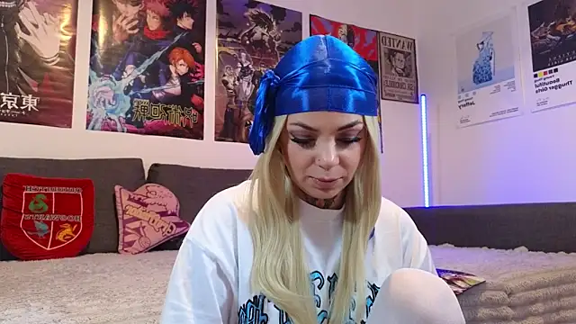 Snapshot of KiraQuinn1 chatting on September 2025 03:41:02 PM KiraQuinn1 online show from September 2025 03:41:02 PM