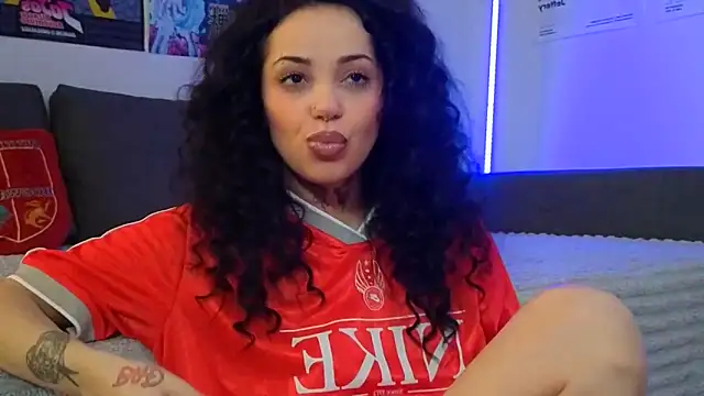 KiraQuinn1 online show from February 2026 04:51:02 PM