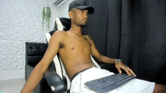 saack  xx online show from May 2026 12:42:01 AM