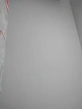 LaraStons online show from November 2025 11:43:02 PM