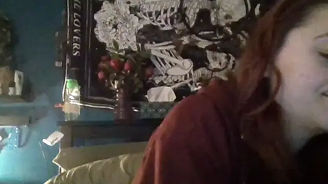 Snapshot of PeridotPrincessOfficial chatting on November 2025 10:04:01 PM PeridotPrincessOfficial online show from November 2025 10:04:01 PM