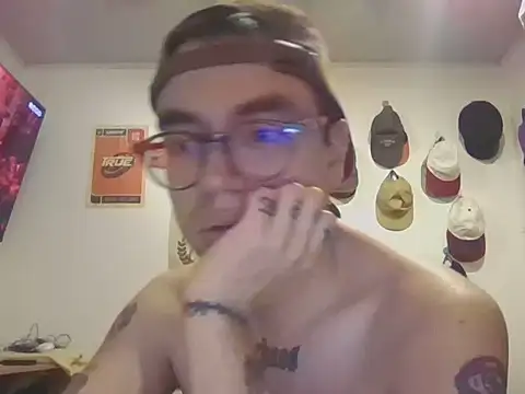 Snapshot of hardredlight chatting on December 2025 04:50:02 AM hardredlight online show from December 2025 04:50:02 AM