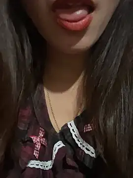 Moon pusy online show from January 2026 12:20:02 PM