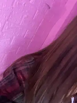 Moon pusy online show from December 2025 12:20:02 PM