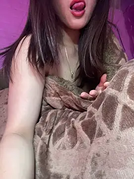 Moon pusy online show from November 2025 07:36:01 PM