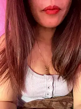 Moon pusy online show from January 2026 10:14:01 PM