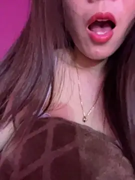 Moon pusy online show from December 2025 03:03:01 PM