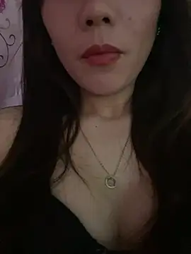 Moon pusy online show from May 2026 09:10:02 PM