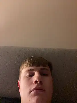 Sammyboy2211 online show from January 2026 01:12:02 AM