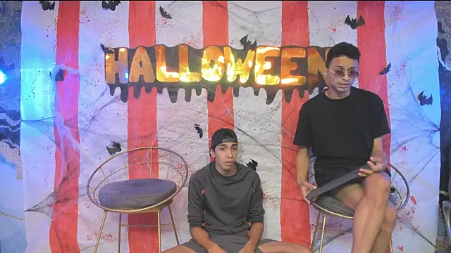 Juicy Creww online show from October 2025 09:21:01 AM