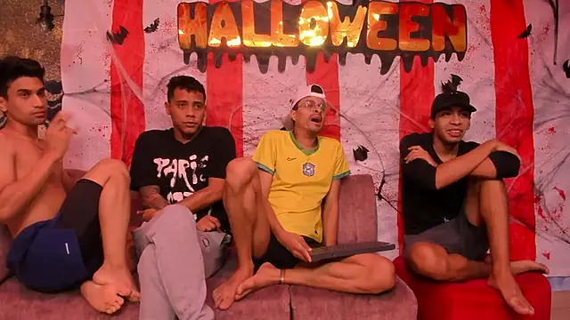 Juicy Creww online show from October 2025 10:18:02 AM