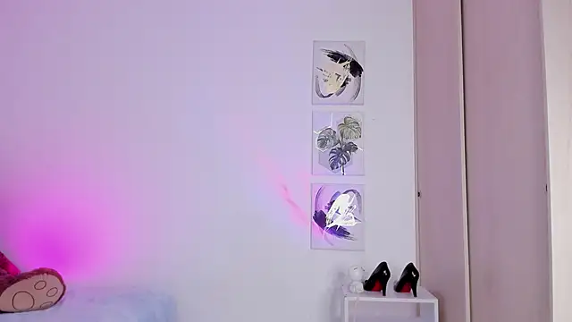 Susy spark online show from November 2025 11:37:02 PM