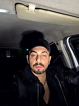 Uzunaletli35 online show from January 2026 12:47:01 AM