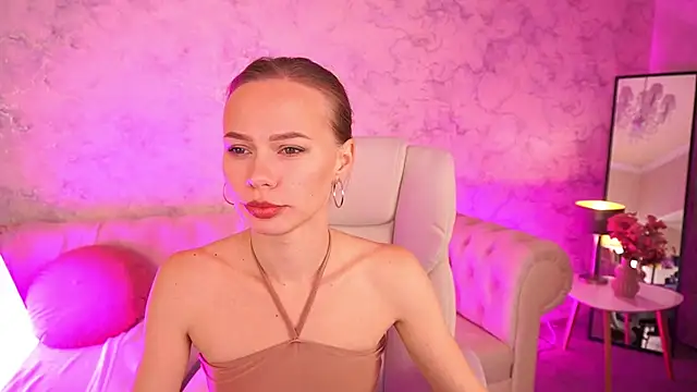 Snapshot of ShyySiren chatting on October 2025 06:47:02 AM ShyySiren online show from October 2025 06:47:02 AM