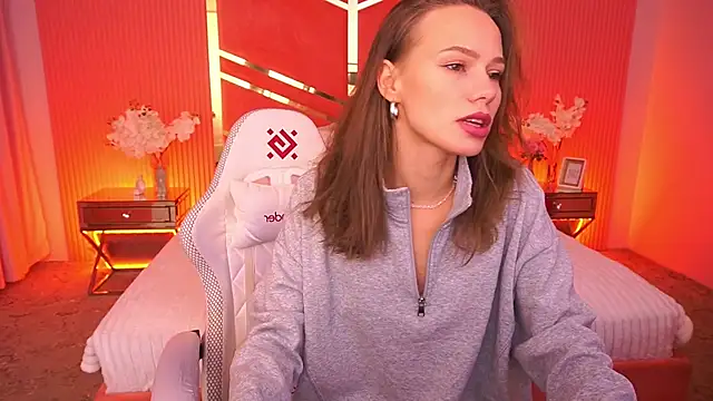 ShyySiren online show from November 2025 08:18:02 AM