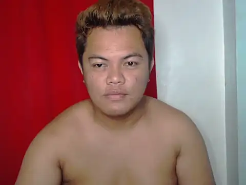Snapshot of Gayasianzowe chatting on September 2025 03:45:01 AM Gayasianzowe online show from September 2025 03:45:01 AM