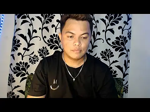 Snapshot of Gayasianzowe chatting on October 2025 02:32:01 PM Gayasianzowe online show from October 2025 02:32:01 PM