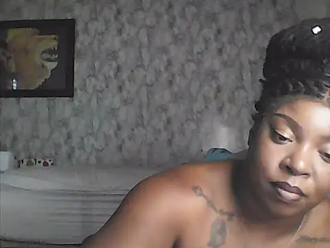 BellaBlaze25 online show from June 2026 03:45:01 PM