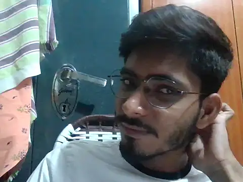 vikranthLong online show from October 2025 07:04:02 PM