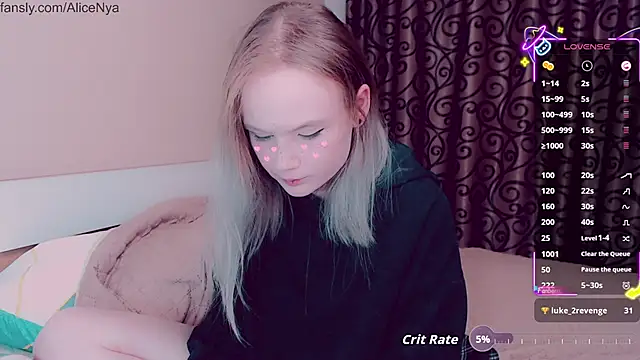 Snapshot of AliceNya_cute chatting on October 2025 04:36:02 AM AliceNya cute online show from October 2025 04:36:02 AM