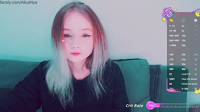 Snapshot of AliceNya_cute chatting on October 2025 04:33:01 AM AliceNya cute online show from October 2025 04:33:01 AM